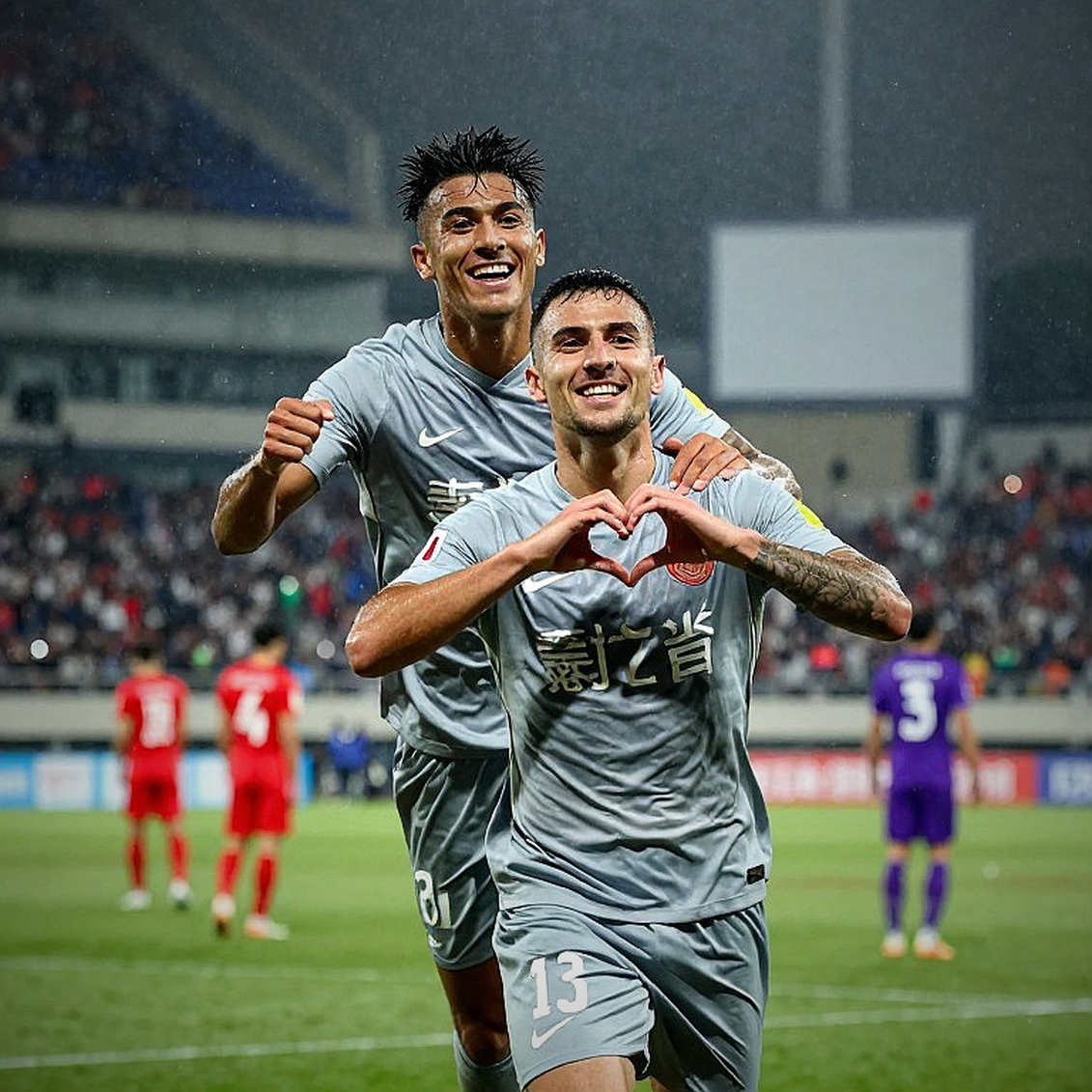 Kỳ chuyển nhượng V.League: Bản đồ tiền bạc và khoảng lặng không ai đo
