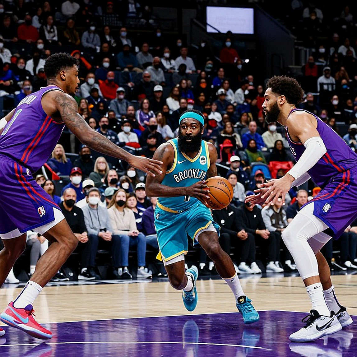 The Three-Pointer Has Become a Trap: The Hidden Price the NBA Pays for Its Analytics Revolution The Three-Pointer Has Become a Trap: The Hidden Price the NBA Pays for Its Analytics Revolution