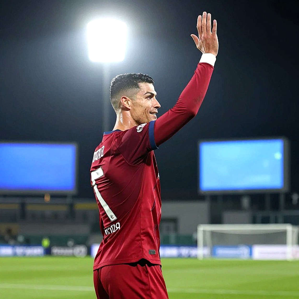 Martinelli, cú hat-trick ở Riyadh và dấu vết của một cuộc tái cấu trúc