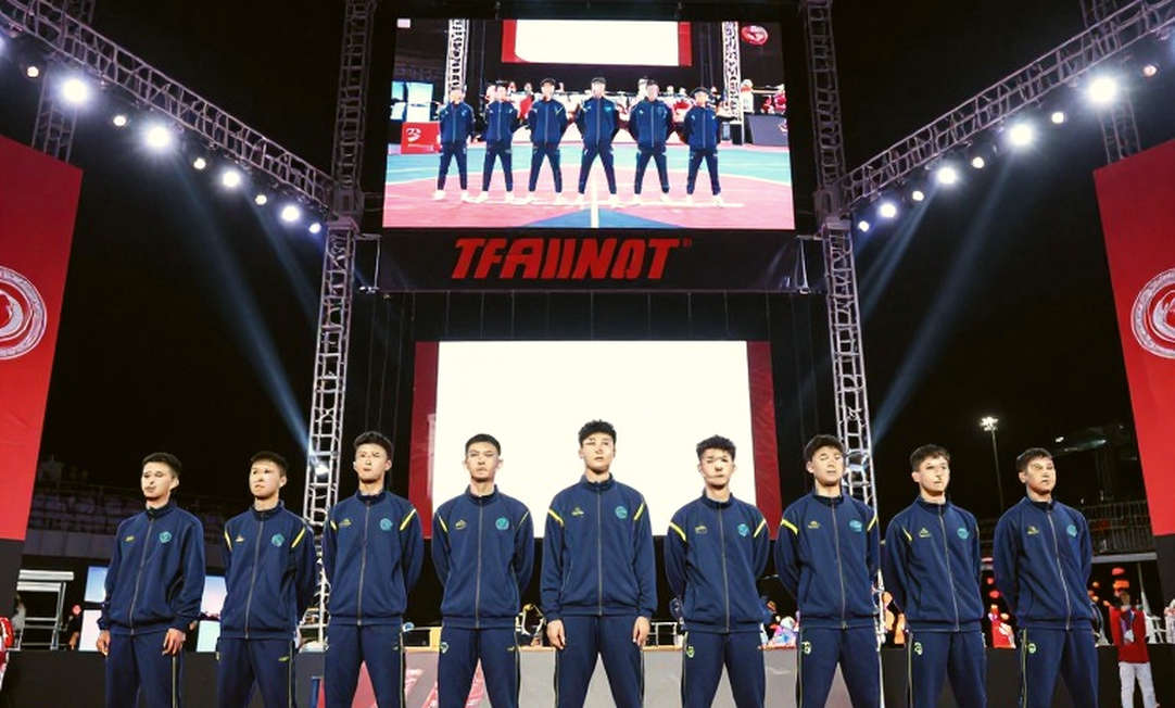 Điền kinh Việt Nam giành HCĐ tiếp sức 4x400m hỗn hợp ASIAD 2026, phá kỷ lục quốc gia với 3:14.54 Điền kinh Việt Nam giành HCĐ tiếp sức 4x400m hỗn hợp ASIAD 2026, phá kỷ lục quốc gia với 3:14.54