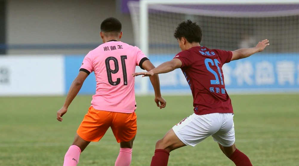 CĐV Persib bênh vực HLV Persija: Shin Tae-yong và cơn bão 'người mới' ở Super League