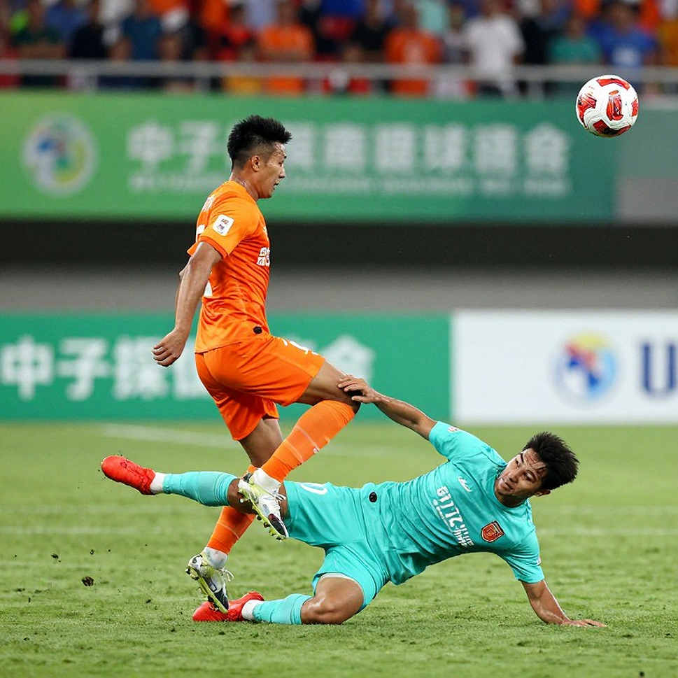 The V.League Transfer Window: The Discipline of Blank Spaces in a Rumor Storm The V.League Transfer Window: The Discipline of Blank Spaces in a Rumor Storm